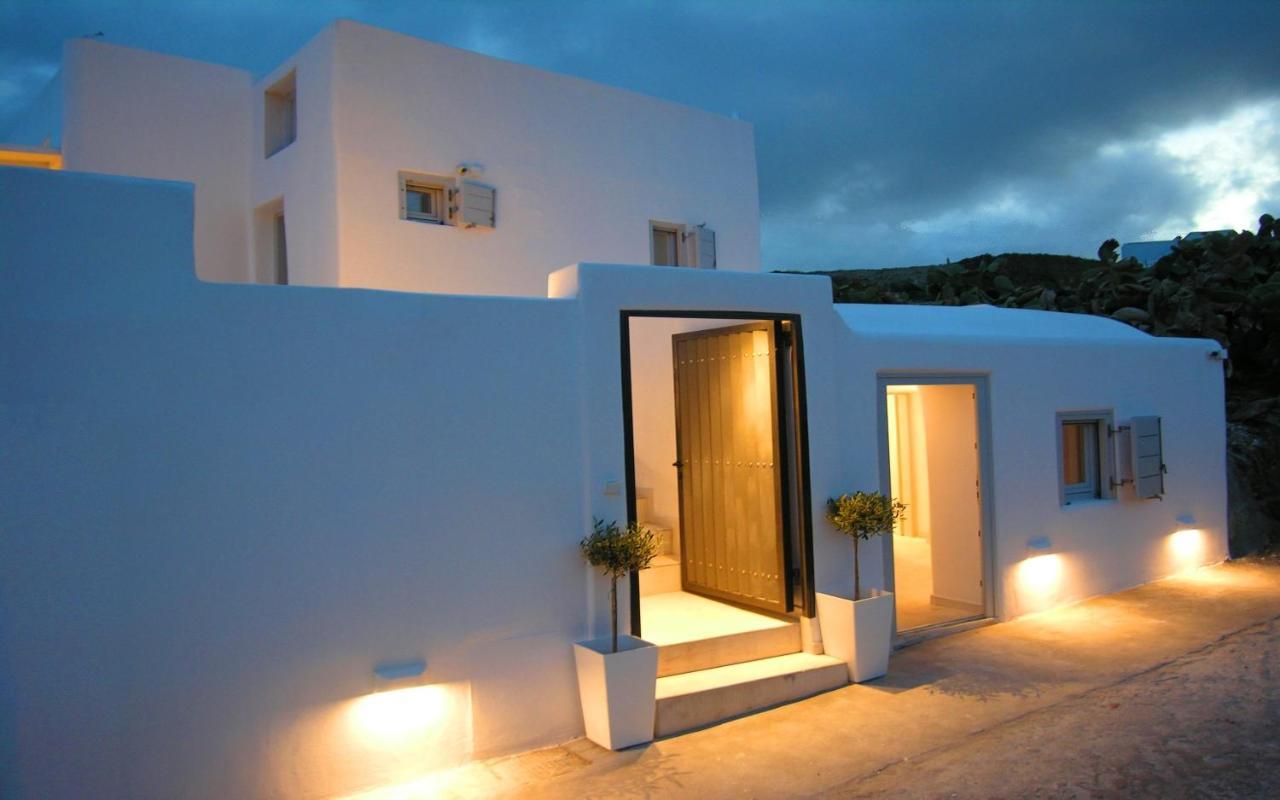 Ariana Eco Suites Adults Only Fira  Exterior photo